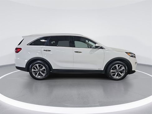 Used 2019 Kia Sorento EX image 2