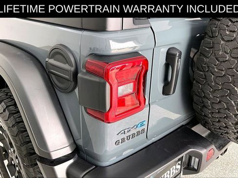 Used 2025 Jeep Wrangler Unlimited Rubicon 4xe AWD/4WD image 40