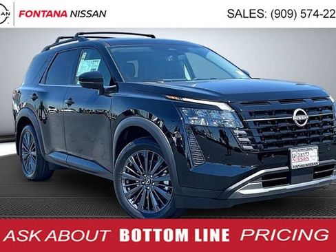 New 2026 Nissan Pathfinder SL FWD image 1