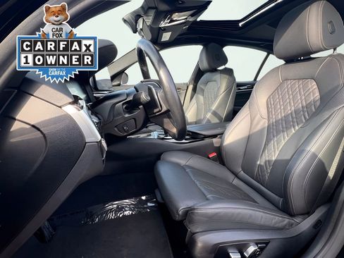 Used 2023 BMW 530e xDrive image 17