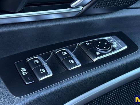 Used 2025 Kia Telluride EX image 12