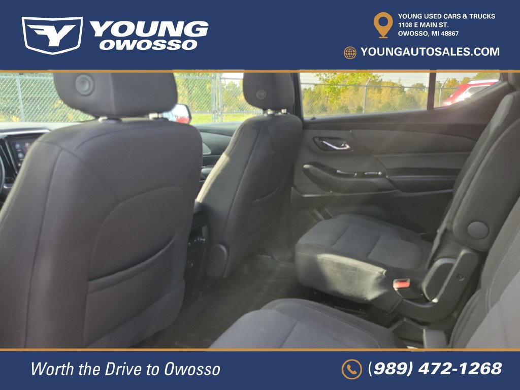Used 2023 Chevrolet Traverse LT w/ Rear Camera Mirror Package AWD/4WD image 30