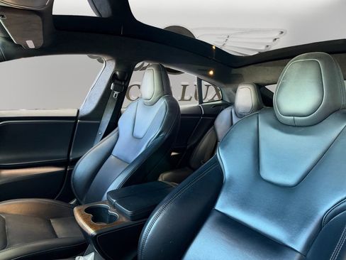 Used 2020 Tesla Model S Performance image 8