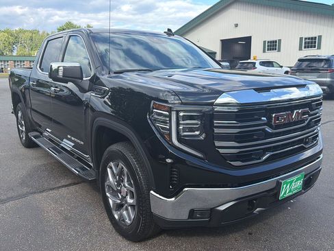 New 2026 GMC Sierra 1500 SLT w/ SLT Premium Package AWD/4WD image 7