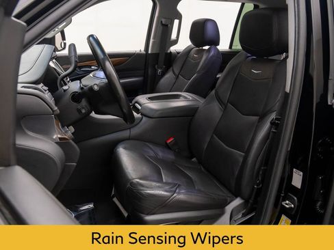 Used 2020 Cadillac Escalade ESV Luxury image 15