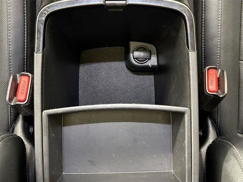 Used 2022 Kia Telluride EX w/ EX Premium Package image 34