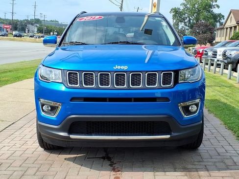 Used 2019 Jeep Compass Limited AWD/4WD image 2