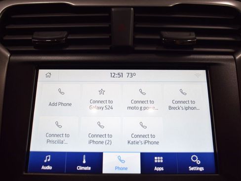 Used 2020 Ford Fusion SE image 25