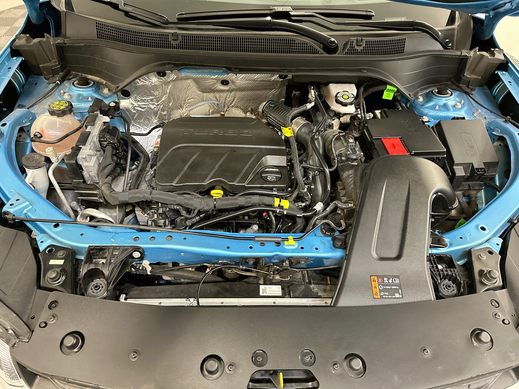 Used 2025 Chevrolet Trax LT FWD image 33