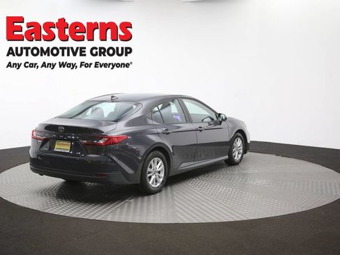 Used 2025 Toyota Camry LE FWD image 38