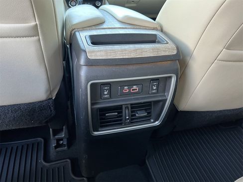 Used 2022 Nissan Murano SL w/ SL Moonroof Package image 26