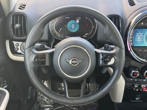 Used 2023 MINI Cooper Countryman S w/ Signature Upholstery Package AWD/4WD image 22
