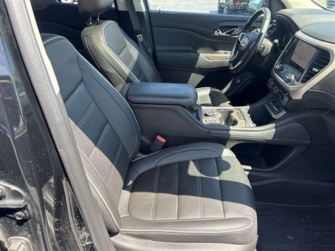 Used 2023 GMC Acadia Denali w/ Denali Technology Package AWD/4WD image 28