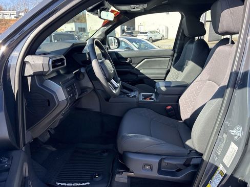 Used 2024 Toyota Tacoma SR5 image 20