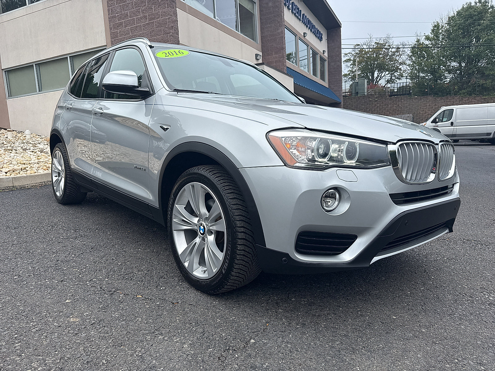 Used 2016 BMW X3 xDrive28i AWD/4WD image 16