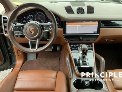 Used 2019 Porsche Cayenne S AWD/4WD image 13
