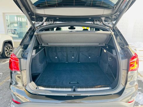 Used 2017 BMW X1 xDrive28i image 39