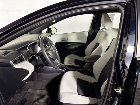 Used 2024 Toyota Corolla SE FWD image 11