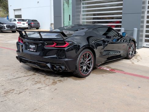 Used 2023 Chevrolet Corvette Stingray Premium Cpe w/ Z51 Performance Package image 9