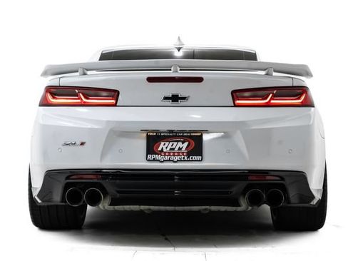 Used 2018 Chevrolet Camaro ZL1 RWD image 3