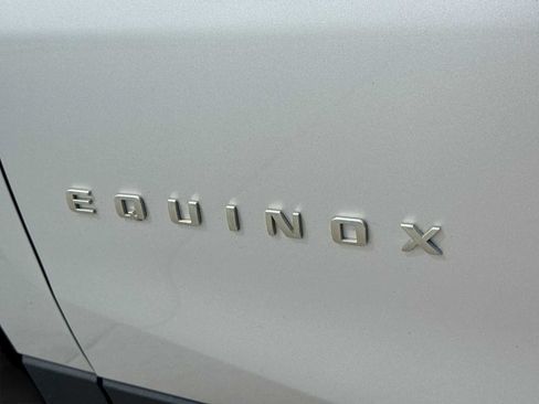 Used 2019 Chevrolet Equinox LT AWD/4WD image 12