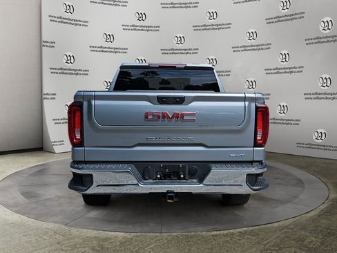 Used 2025 GMC Sierra 1500 SLT image 4
