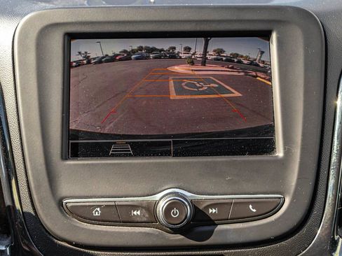 Used 2022 Chevrolet Equinox RS FWD image 16