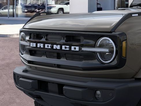 New 2026 Ford Bronco Outer Banks AWD/4WD image 20