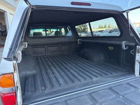 Used 2003 Toyota Tacoma 4x4 Xtracab V6 image 14