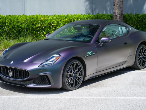 Used 2024 Maserati GranTurismo Trofeo AWD/4WD image 4