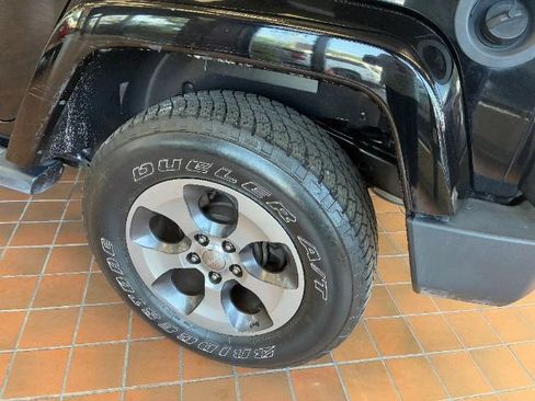 Used 2016 Jeep Wrangler Unlimited Sahara w/ Max Tow Package AWD/4WD image 28