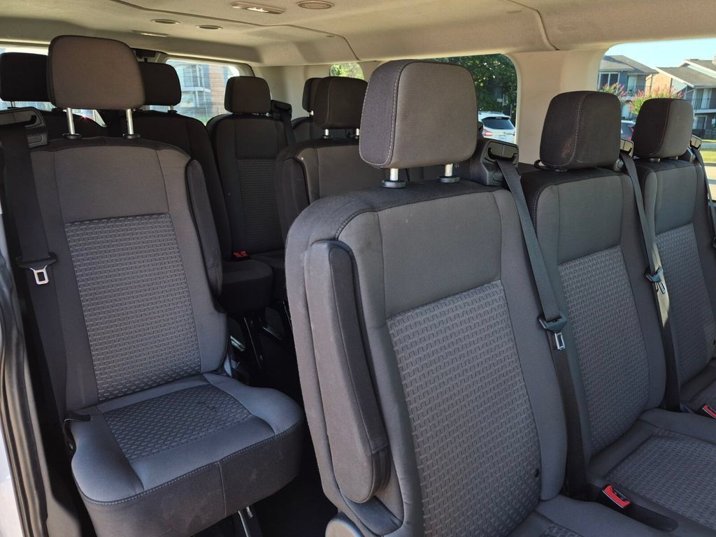 Used 2024 Ford Transit 350 XLT RWD image 31