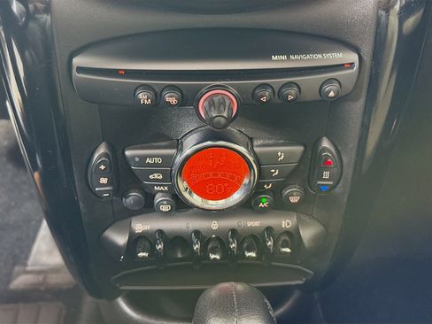 Used 2014 MINI Cooper Countryman S image 16