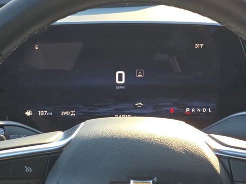 Used 2025 Chevrolet Tahoe Premier image 16