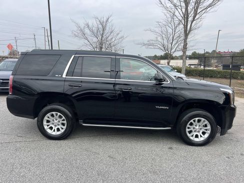 Used 2020 GMC Yukon SLE image 8