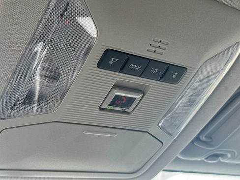 Certified 2025 Toyota RAV4 XLE AWD/4WD image 25