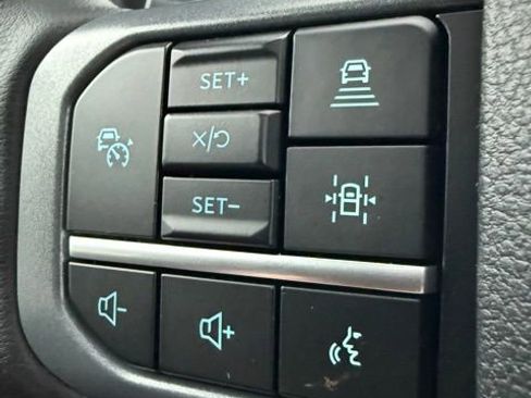 Used 2025 Ford F150 Lariat w/ Equipment Group 502A High image 54