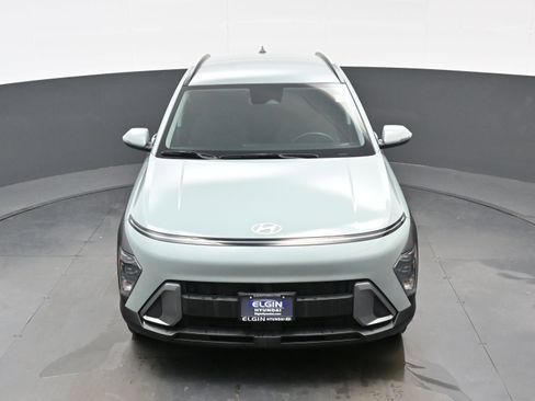 Certified 2025 Hyundai Kona SEL image 38