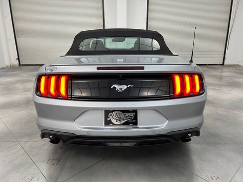 Used 2023 Ford Mustang Premium image 6