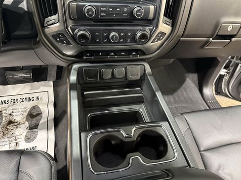 Used 2018 Chevrolet Silverado 1500 LTZ w/ LTZ Plus Package image 12