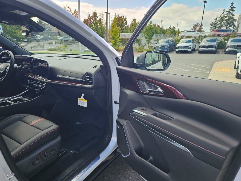 New 2027 Chevrolet Traverse RS AWD/4WD image 12