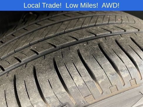 Used 2023 Chevrolet TrailBlazer RS w/ Sun and Liftgate Package AWD/4WD image 8