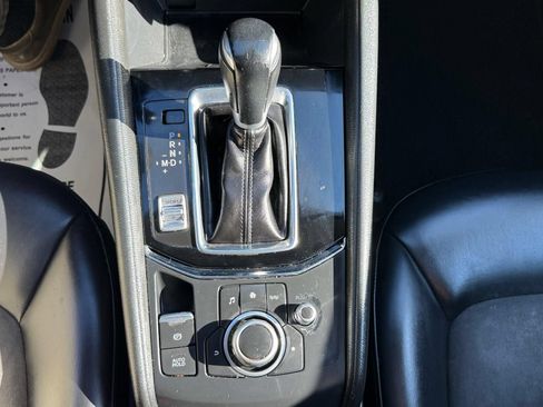 Used 2018 MAZDA CX-5 Touring w/ Preferred Equipment Package AWD/4WD image 43