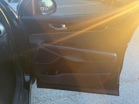 Used 2016 Kia Sorento SX image 27