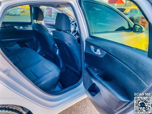 Used 2019 Kia Forte LXS image 14