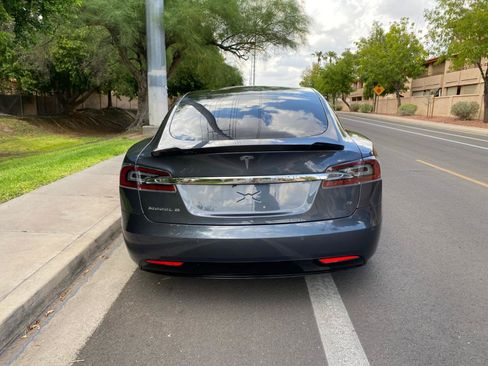 Used 2018 Tesla Model S 75D AWD/4WD image 11