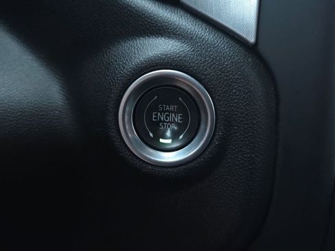 Used 2021 GMC Sierra 1500 SLT w/ SLT Premium Plus Package AWD/4WD image 39