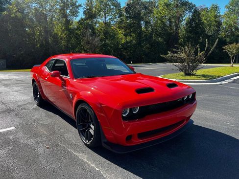 Used 2023 Dodge Challenger SRT Hellcat w/ Driver Convenience Group image 7