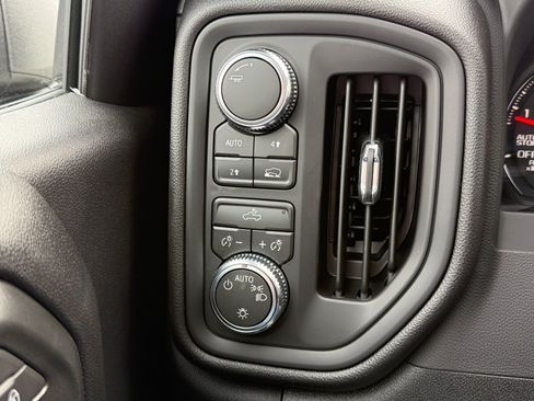 New 2026 GMC Sierra 1500 Pro AWD/4WD image 26