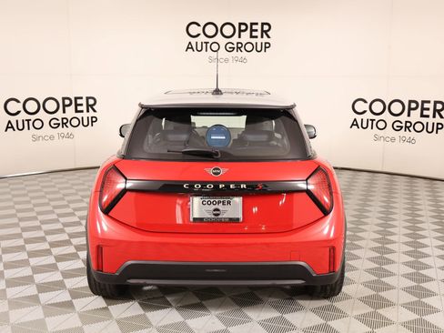 Certified 2025 MINI Cooper S FWD image 20